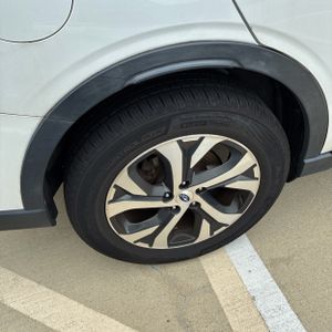 2021 Subaru OUTBACK LIMITED — фото 19