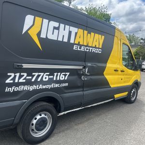 FORD TRANSIT 250 - 9