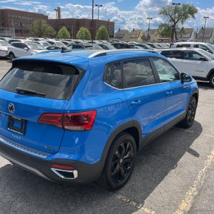 VOLKSWAGEN TAOS SE 4MOTION - 8