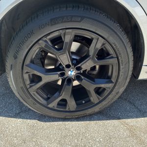2025 BMW X7 XDRIVE40I — миниатюра 19