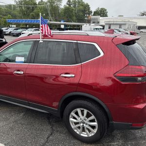 2018 Nissan ROGUE SV — фото 6