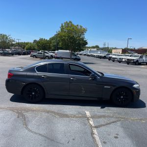 BMW 5 SERIES 528I - 10