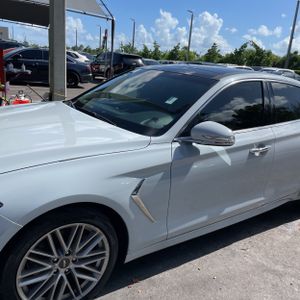 2021 Genesis G70 2.0T 照片 2