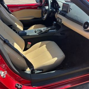 صورة 32 لـ 2017 Mazda MX-5 MIATA RF GRAND TOURING