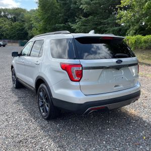 2017 FORD EXPLORER XLT 照片 5