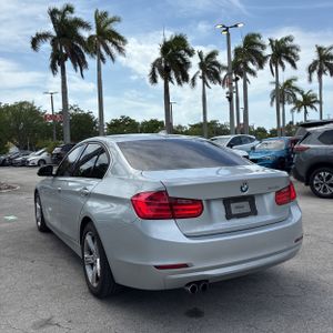 BMW 3 SERIES 328I - 5