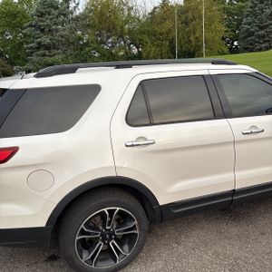 FORD EXPLORER SPORT - 9