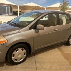 2008 Nissan VERSA 1.8S photo 2