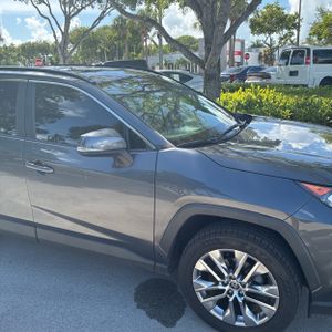 2021 Toyota RAV4 XLE PREMIUM 照片 13