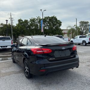FORD FOCUS SE - 5