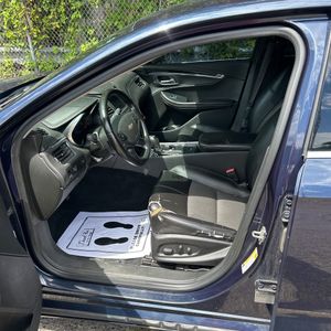 2017 Chevrolet IMPALA LT — миниатюра 32