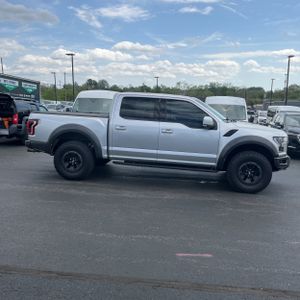 FORD F-150 RAPTOR - 10