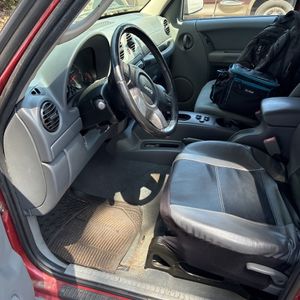 2007 JEEP LIBERTY SPORT — миниатюра 31