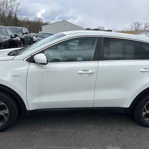 KIA SPORTAGE LX - 4