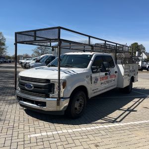 Ford F-350 Super Duty XL - 1