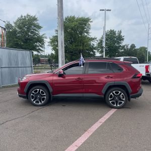 صورة 3 لـ 2019 Toyota RAV4 ADVENTURE