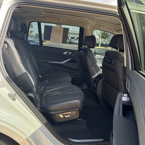 صورة 35 لـ 2020 BMW X7 XDRIVE40I