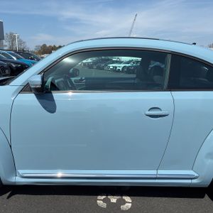 VOLKSWAGEN BEETLE 2.5L PZEV FENDER EDITION - 4