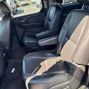 صورة مصغرة 32 لـ 2009 Cadillac ESCALADE ESV BASE