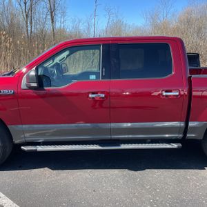 FORD F-150 XLT - 4
