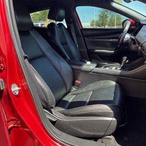 صورة مصغرة 34 لـ 2021 Mazda MAZDA3 SELECT