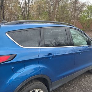 FORD ESCAPE SEL - 9