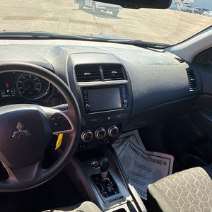صورة 36 لـ 2024 Mitsubishi OUTLANDER SPORT S