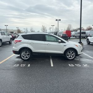 FORD ESCAPE TITANIUM - 10
