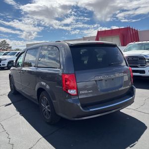 DODGE GRAND CARAVAN - 4
