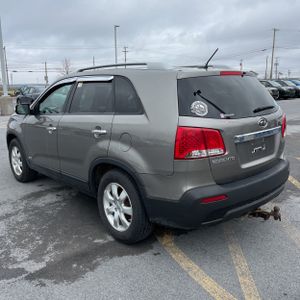 KIA SORENTO LX - 5