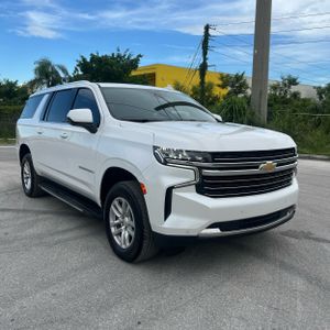 2024 Chevrolet SUBURBAN LT photo 12