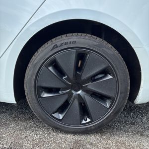 صورة مصغرة 18 لـ 2025 Tesla MODEL 3 LONG RANGE