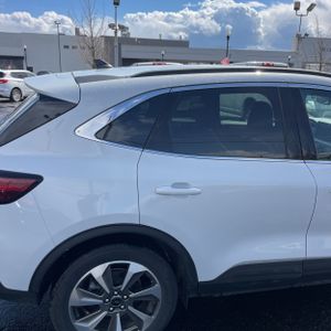 FORD ESCAPE PLATINUM - 9