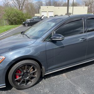 VOLKSWAGEN GOLF GTI AUTOBAHN - 2