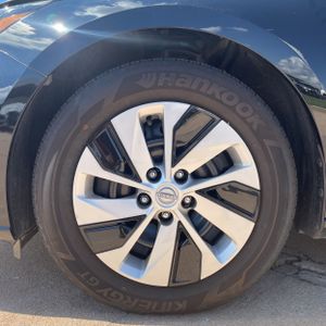 2025 Nissan ALTIMA S FWD — миниатюра 17