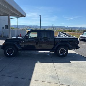 JEEP GLADIATOR OVERLAND - 3
