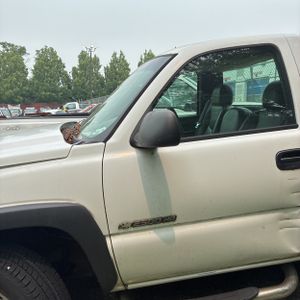 صورة 2 لـ 2005 Chevrolet SILVERADO 2500HD WORK TRUCK