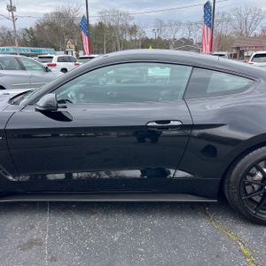 FORD MUSTANG SHELBY GT350 - 4