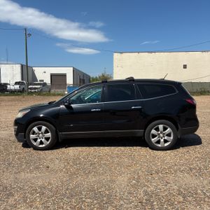 CHEVROLET TRAVERSE LT - 3
