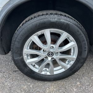 2018 Nissan ROGUE SV 缩略图 19