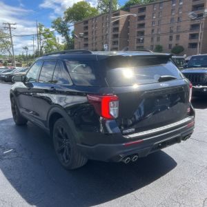 FORD EXPLORER ST - 5