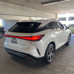 صورة 8 لـ 2024 Lexus RX 350 PREMIUM