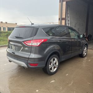 FORD ESCAPE SE - 7