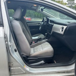2018 Toyota COROLLA LE thumbnail 33