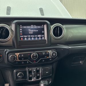2019 JEEP WRANGLER UNLIMITED SAHARA — фото 37