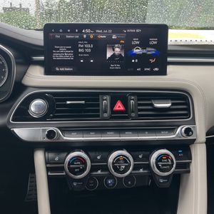 2023 Genesis G70 3.3T STANDARD — миниатюра 38