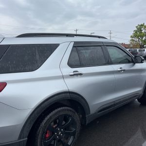 FORD EXPLORER ST - 9