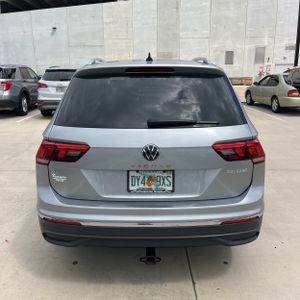 VOLKSWAGEN TIGUAN SE - 7