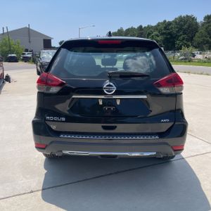 2019 Nissan ROGUE S — фото 7