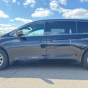 CHRYSLER PACIFICA SELECT - 4